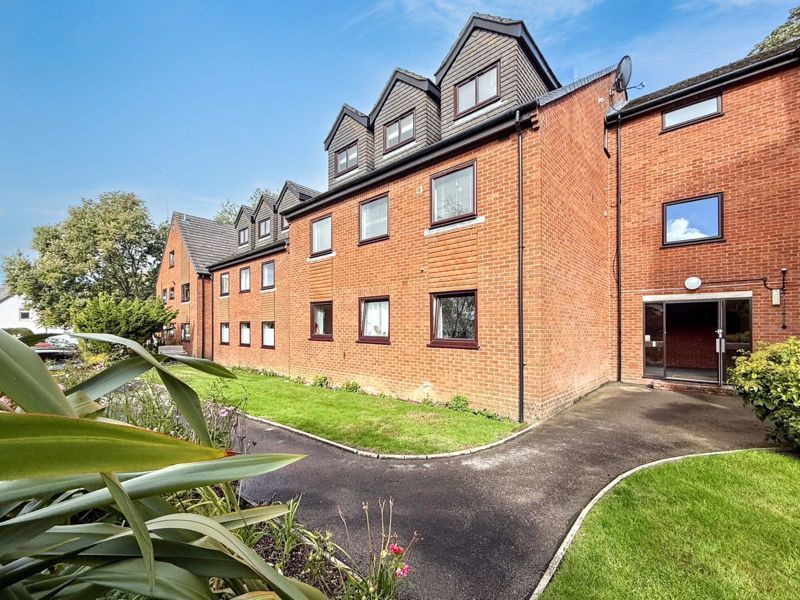 Property photo 1 of 9 Front - Ground Floor Flat