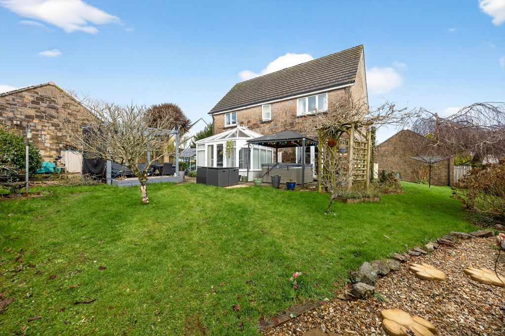 Property photo 2 of 24