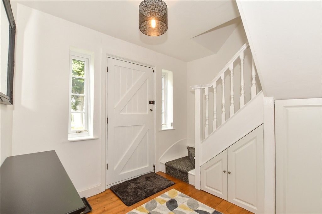 Property photo 3 of 22 Hallway