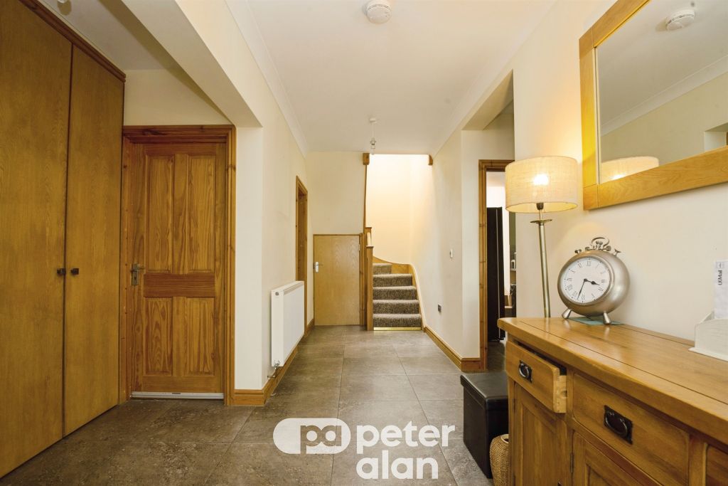 Property photo 3 of 26