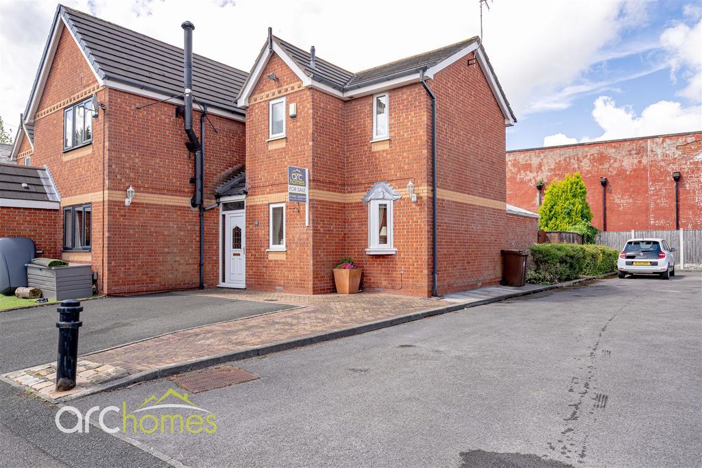Property photo 1 of 21 Padiham-20.Jpg