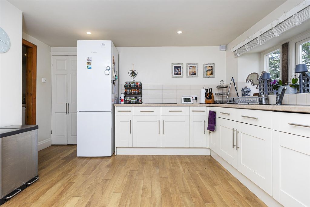 Additional image 24 of 4 bed cottage for saleGawthorpe Green Lane, Lepton, Huddersfield HD5