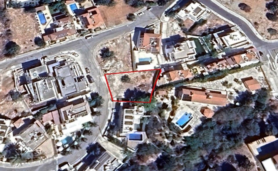 Property photo 1 of 2