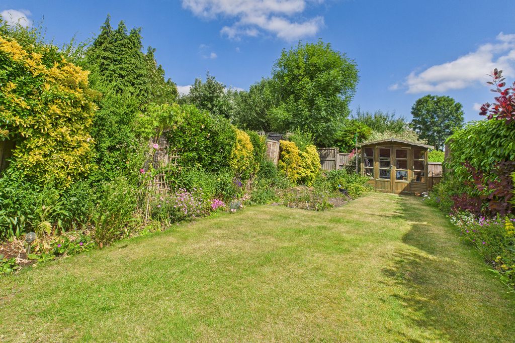 Property photo 2 of 18