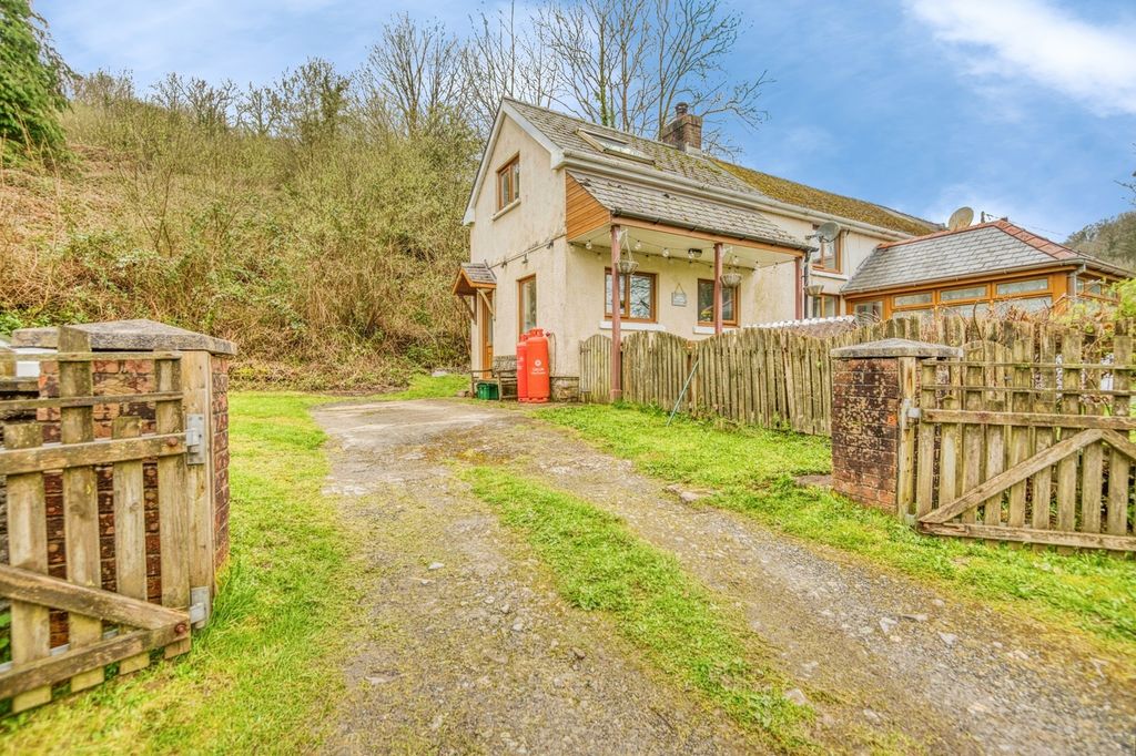 Property photo 1 of 21 Pbox-Img.Jpg
