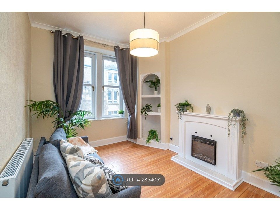 Property photo 1 of 29 Living Room