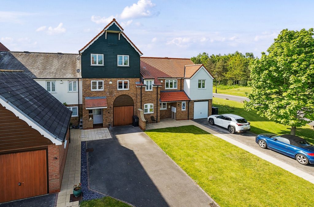 Property photo 1 of 18 1123608 (1)
