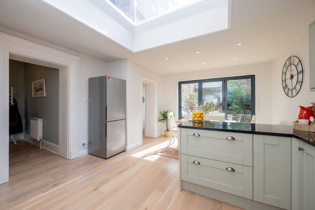 Additional image 7 of 4 bed flat for saleBlakeney, Holt NR25