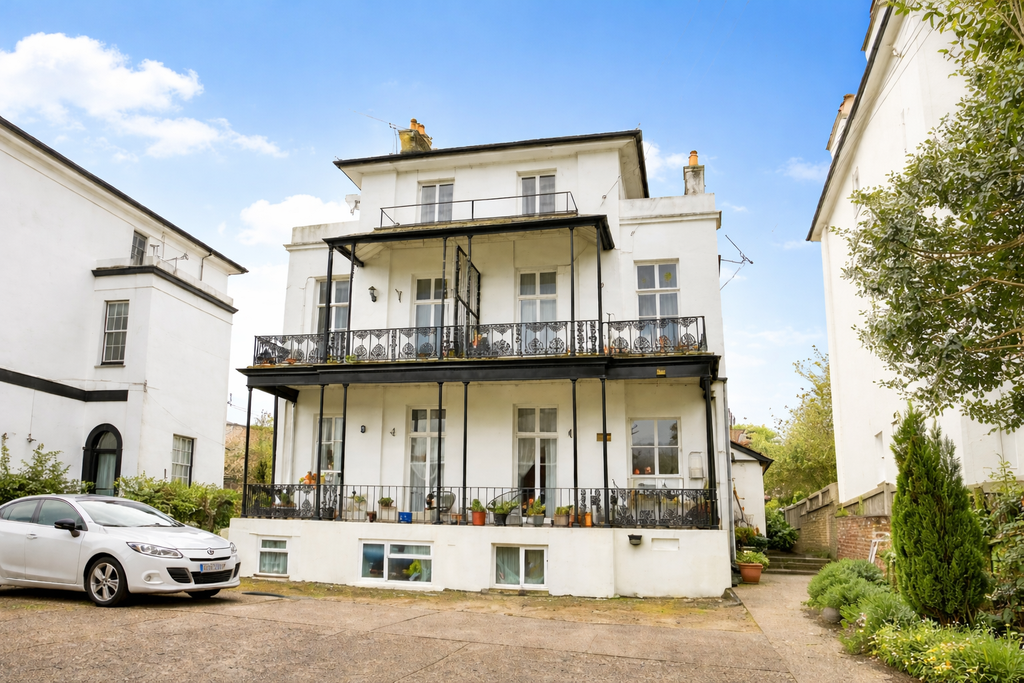 Property photo 1 of 3