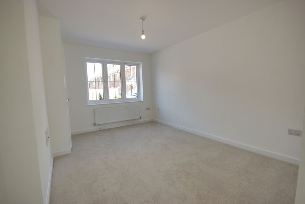 Property photo 3 of 15 1 Lounge C
