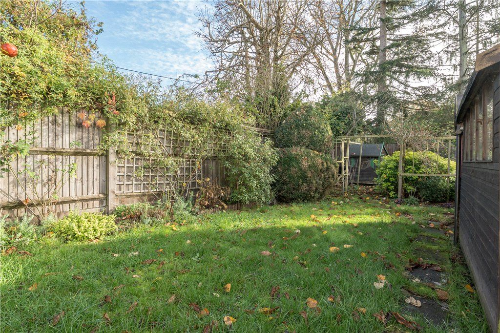 Property photo 2 of 15 Picture No. 18