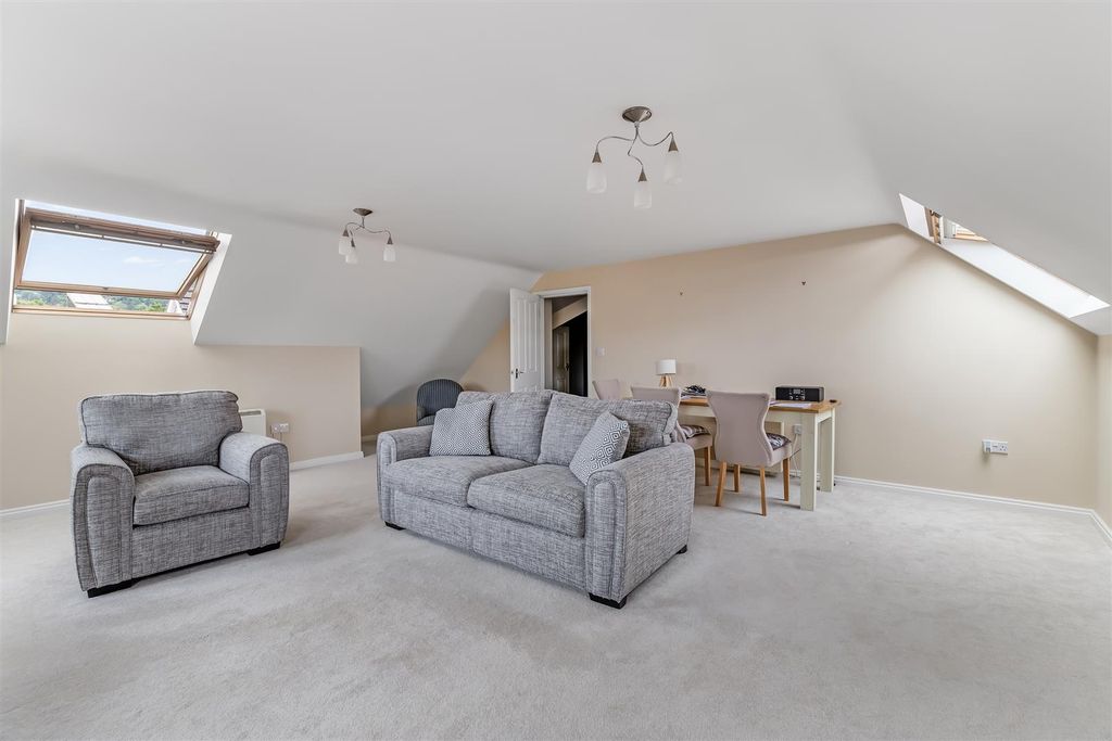 Additional image 18 of 2 bed flat for saleBlackthorn Road, Ilkley LS29