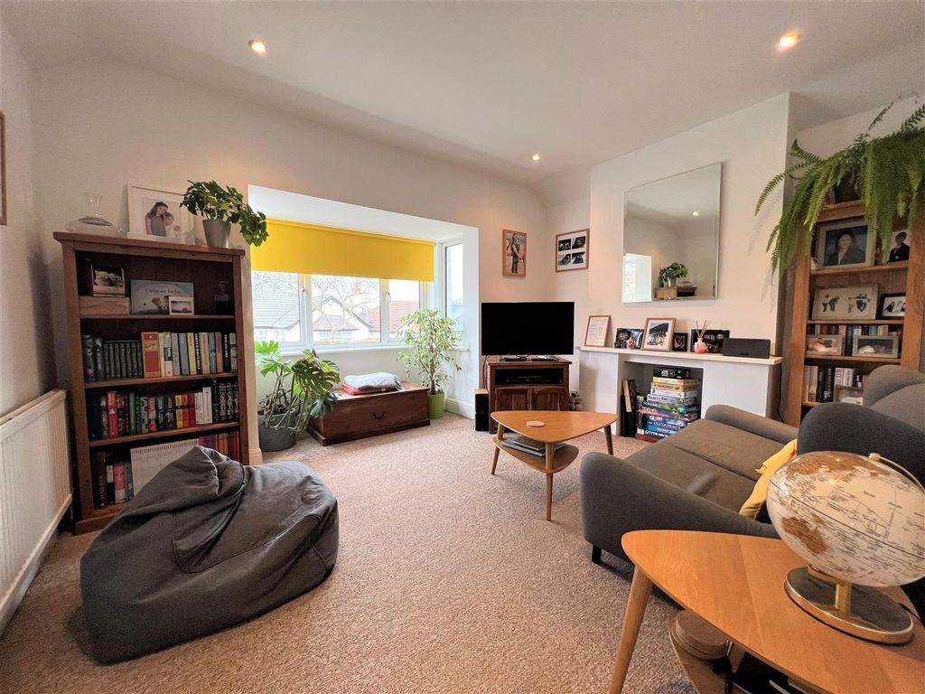 Property photo 2 of 8 Living Room.Jpg