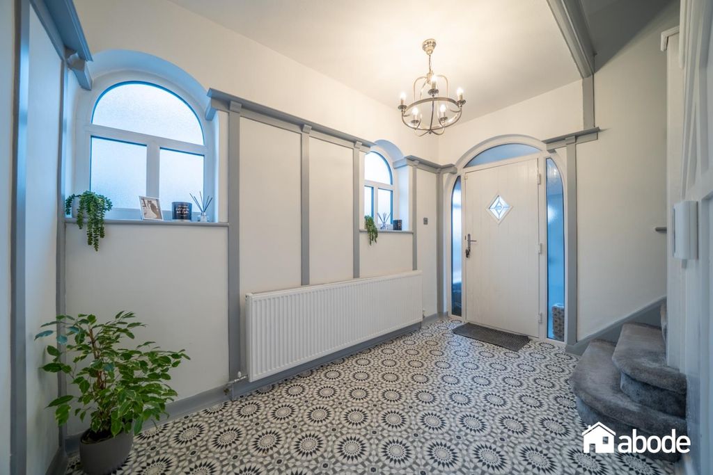 Property photo 2 of 27 Dsc00860-Hdr.Jpg