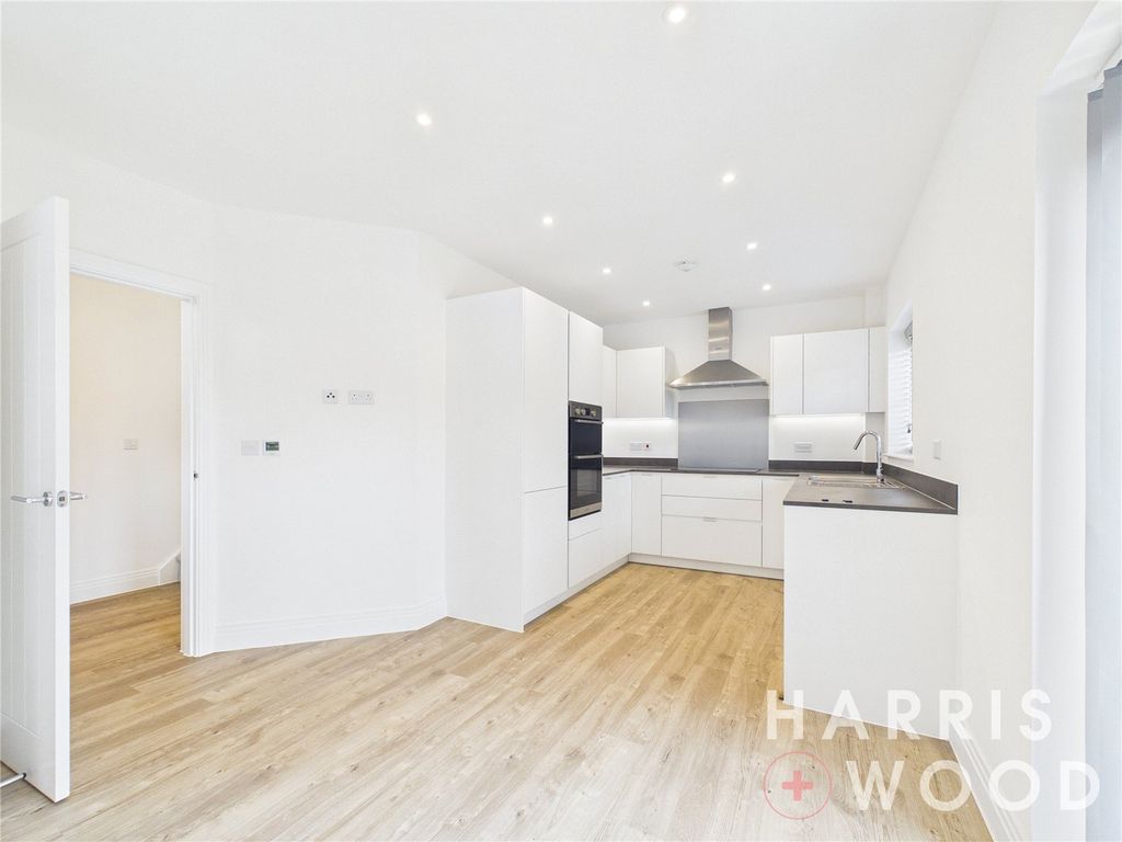 Property photo 3 of 30 Picture No. 07