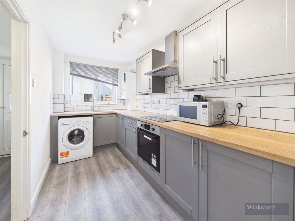 Property photo 2 of 8 Picture No. 09