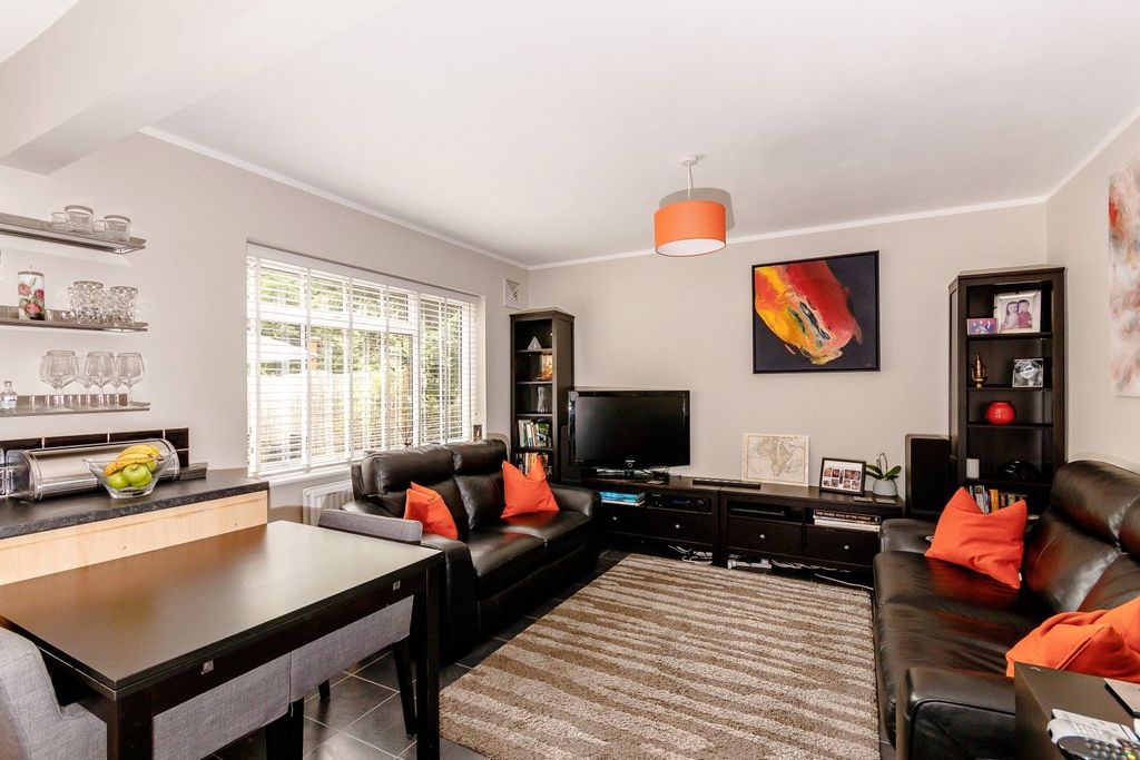 Property photo 2 of 10 Living Area