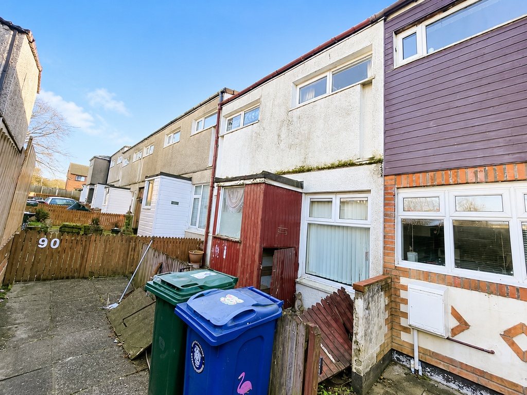 Property photo 1 of 2