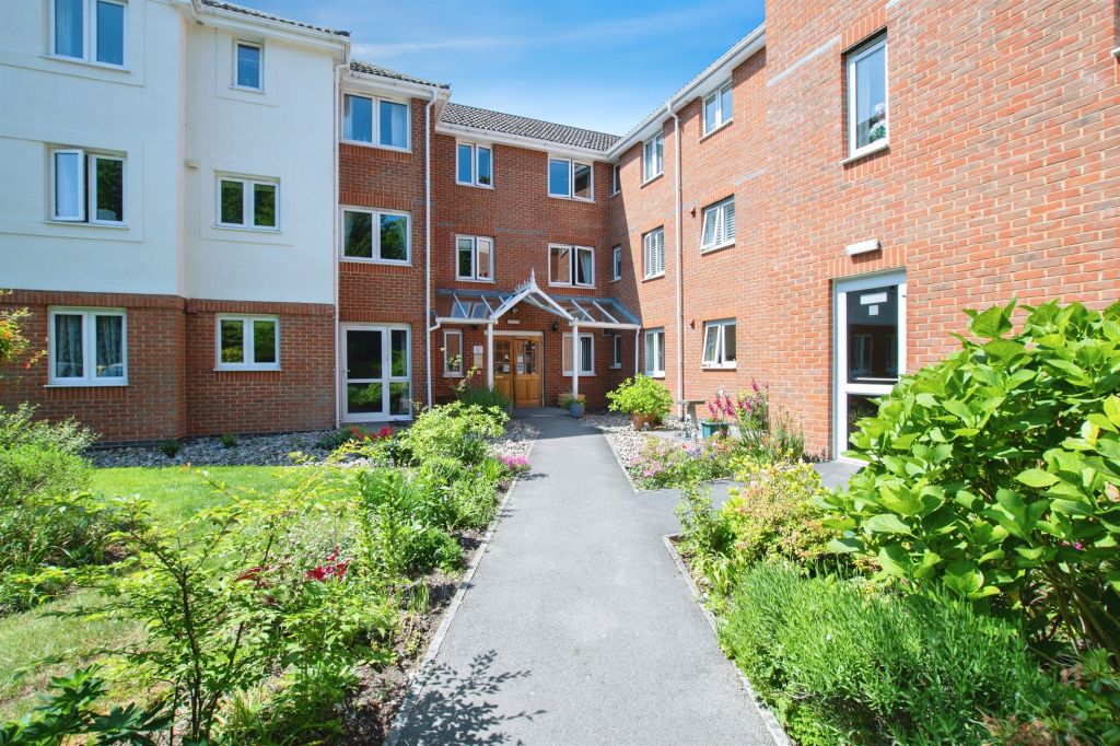 Property photo 1 of 14