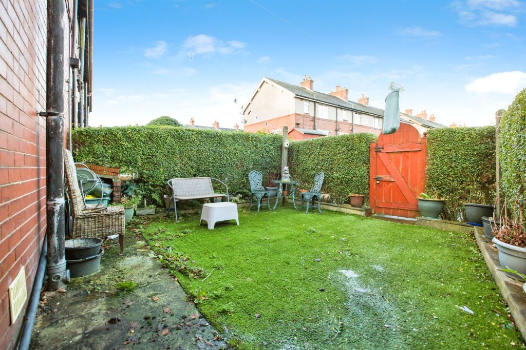 Property photo 3 of 16