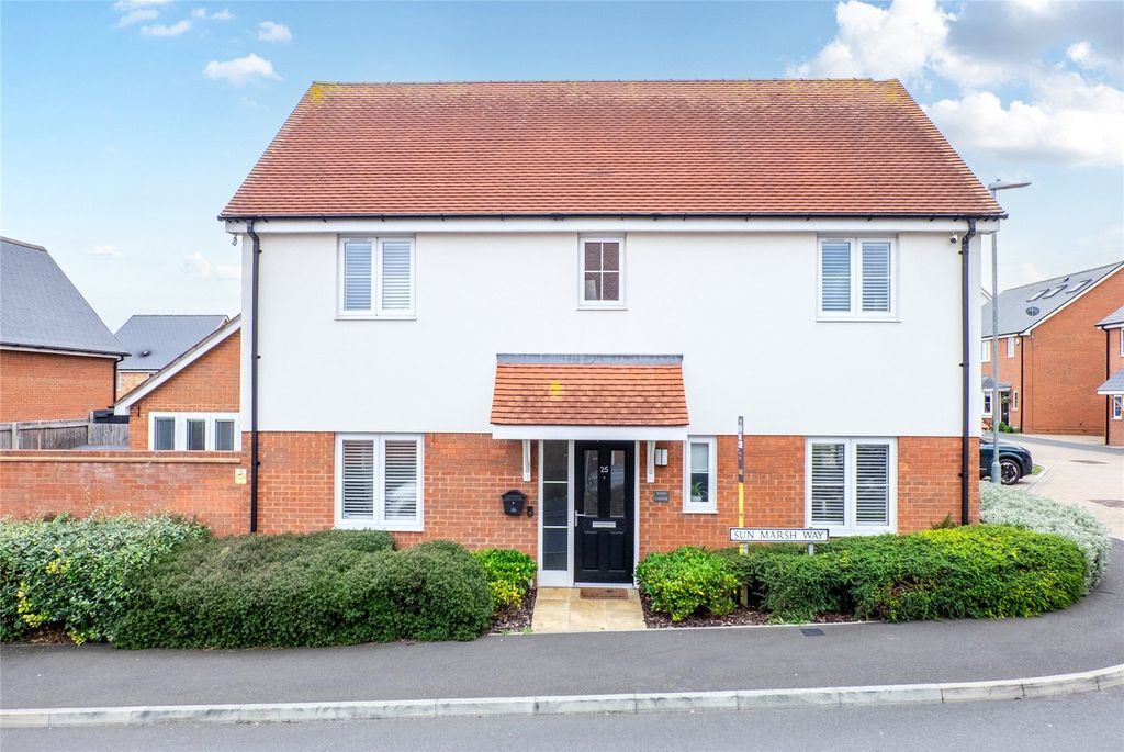 Property photo 1 of 36 Picture No. 12