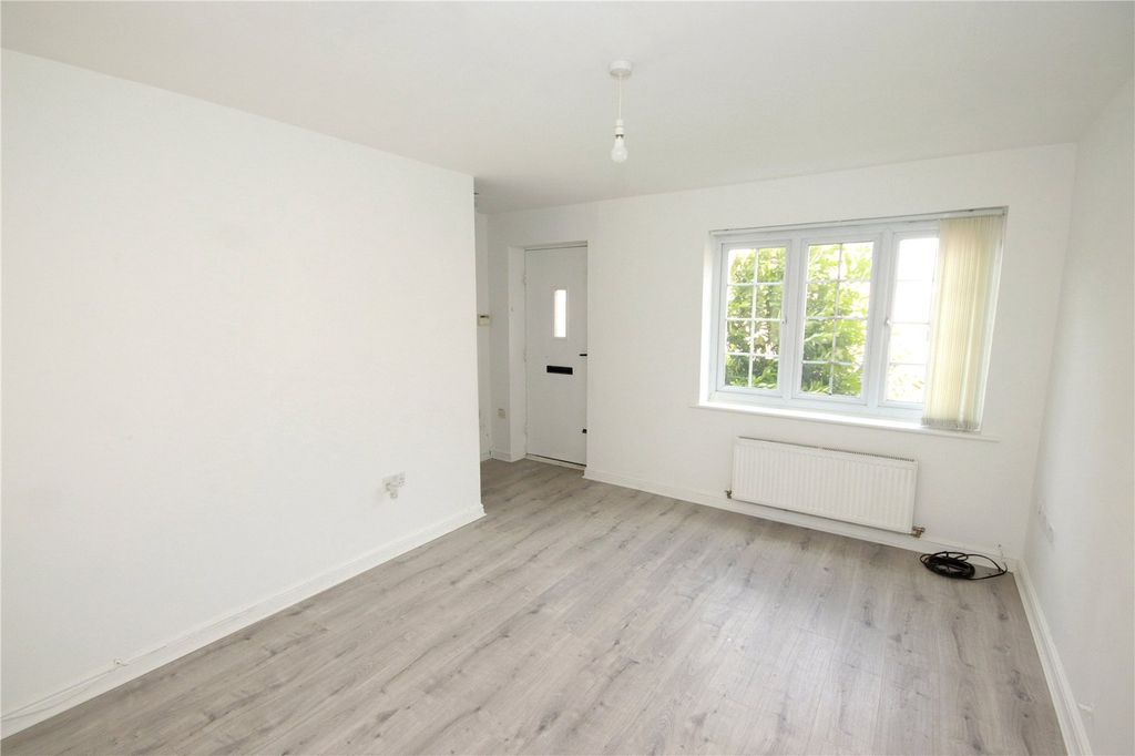 Property photo 3 of 16 Picture No. 04