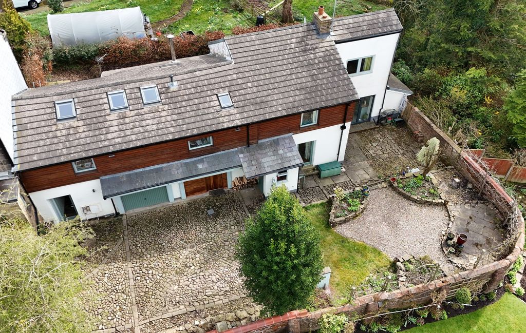 Property photo 1 of 34