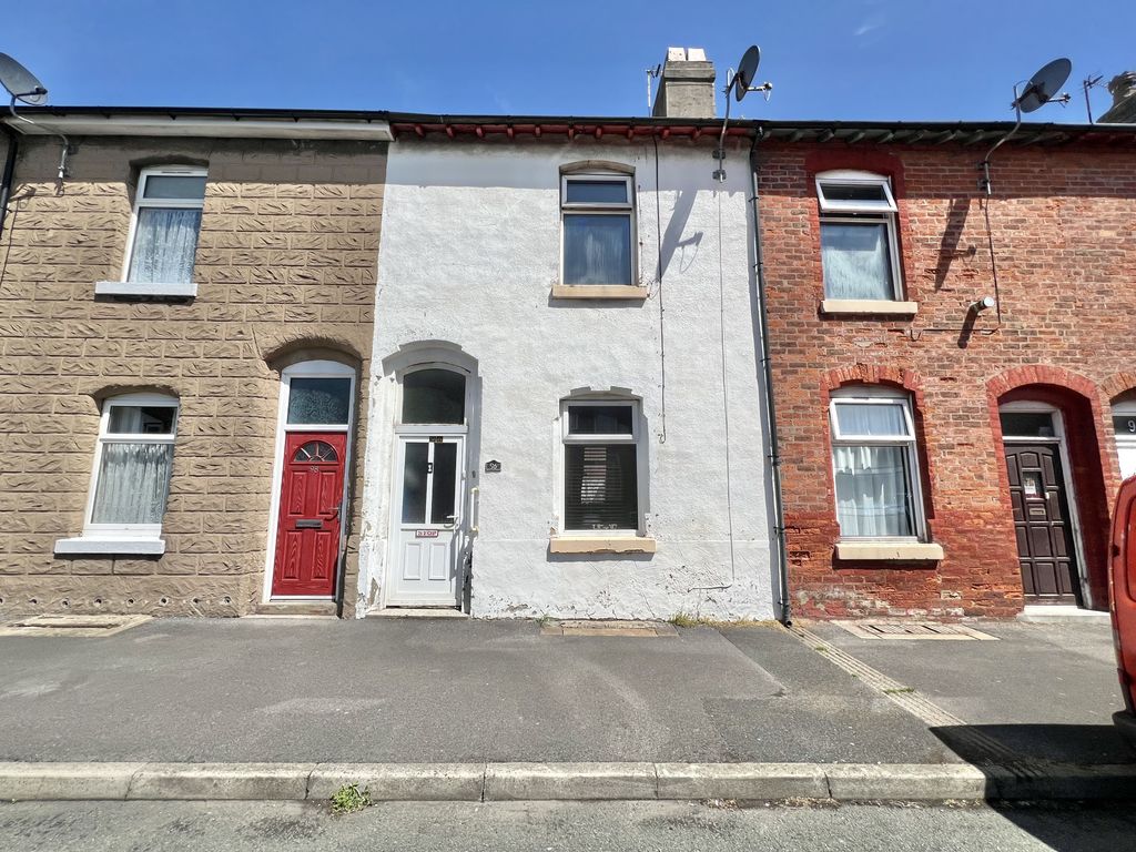 Property photo 1 of 8