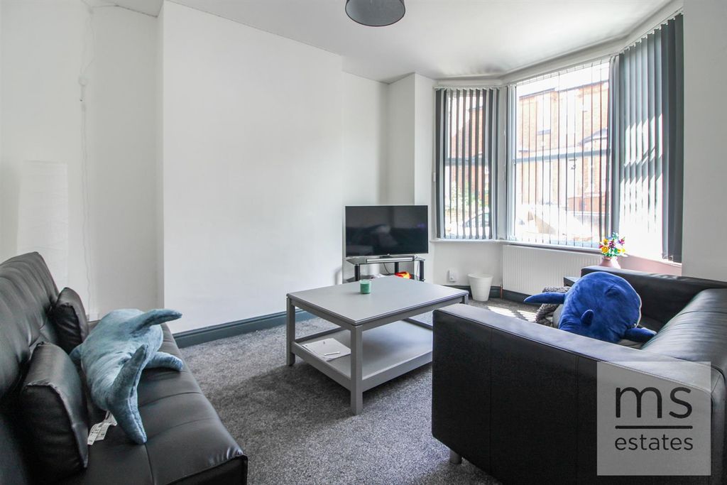 Property photo 3 of 11 Img_9868.Jpg