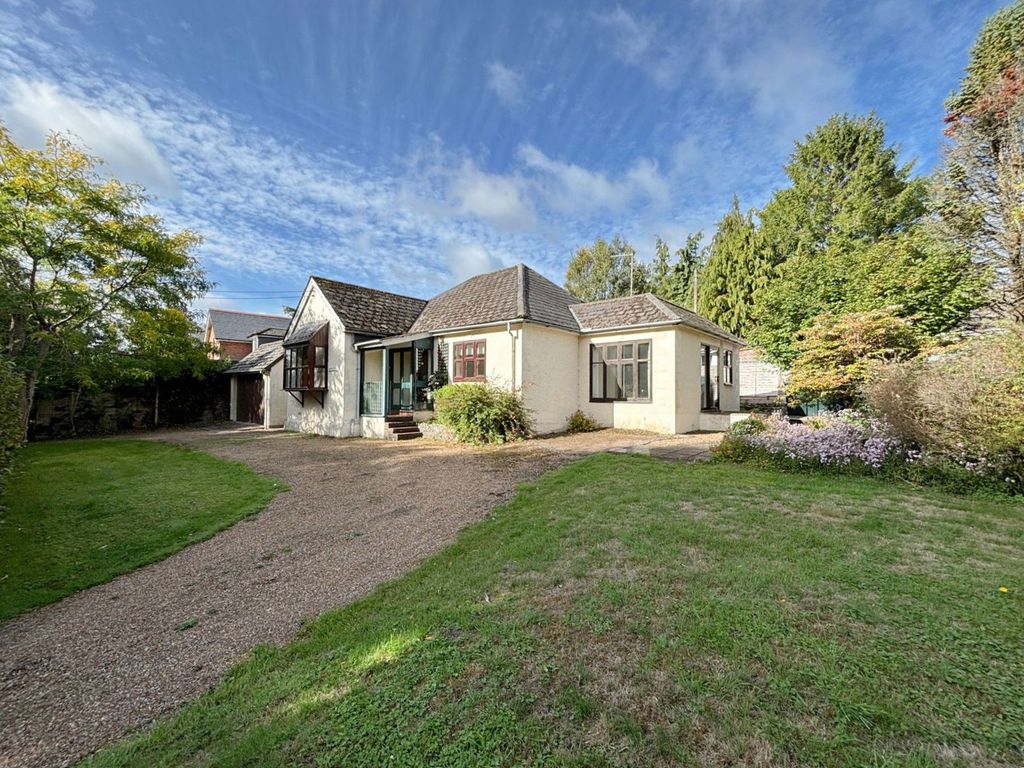 Property photo 1 of 20