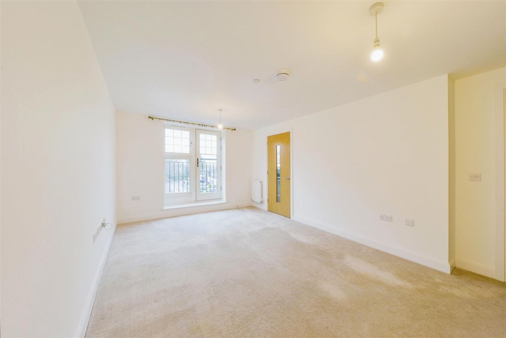 Property photo 2 of 25 Img_2510.Jpg