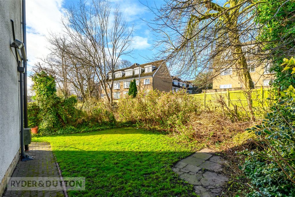 Property photo 2 of 20 Garden