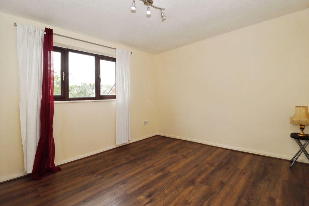 Property photo 2 of 20 Pbox-Img.Jpg