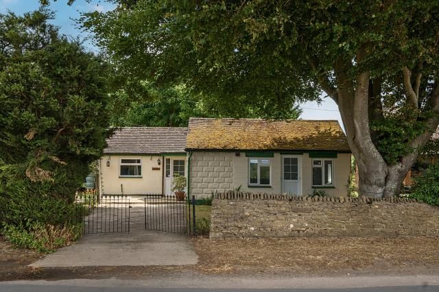 Property photo 1 of 21 External View