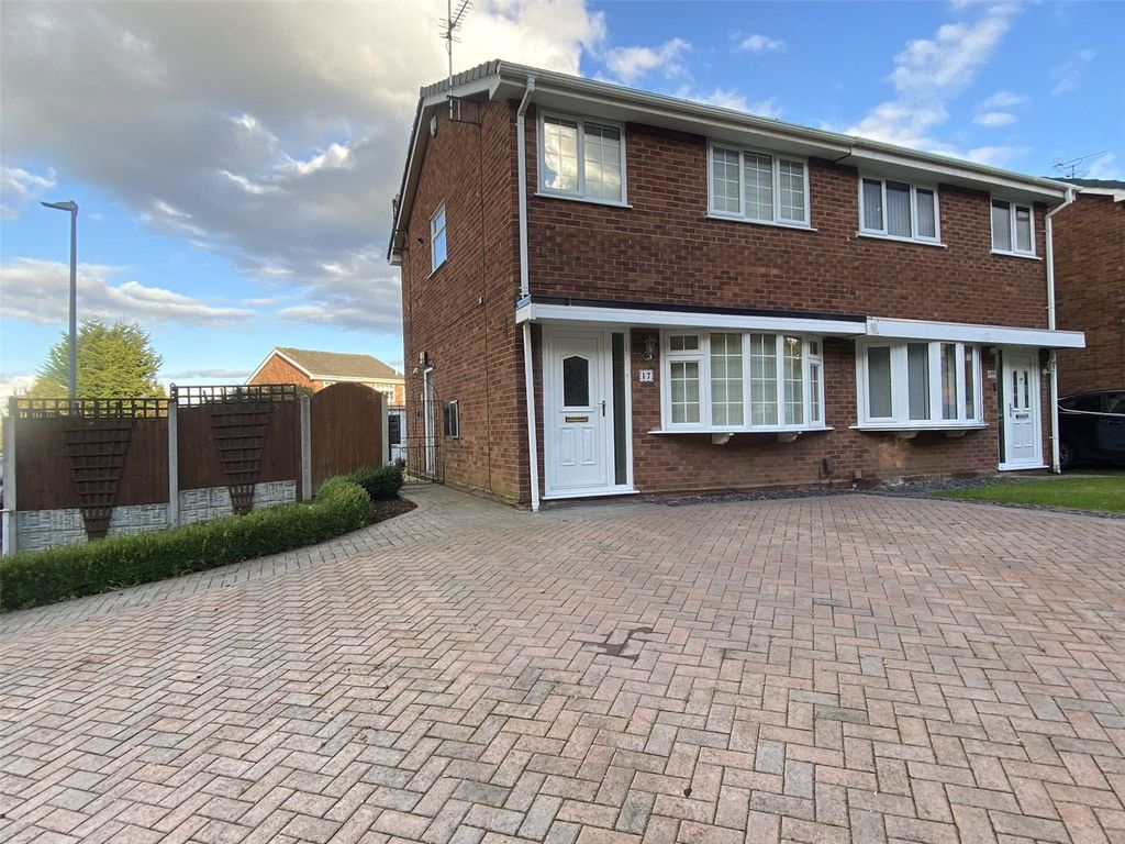 Property photo 1 of 16 Picture No. 14