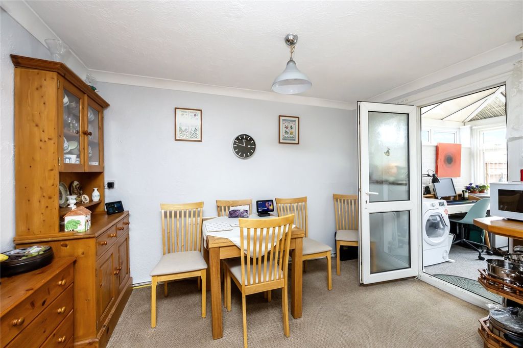Property photo 3 of 14 Picture No. 10