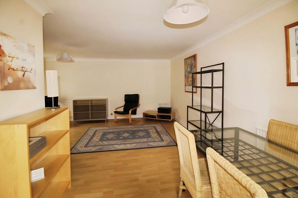 Property photo 3 of 13 Pbox-Img.Jpg