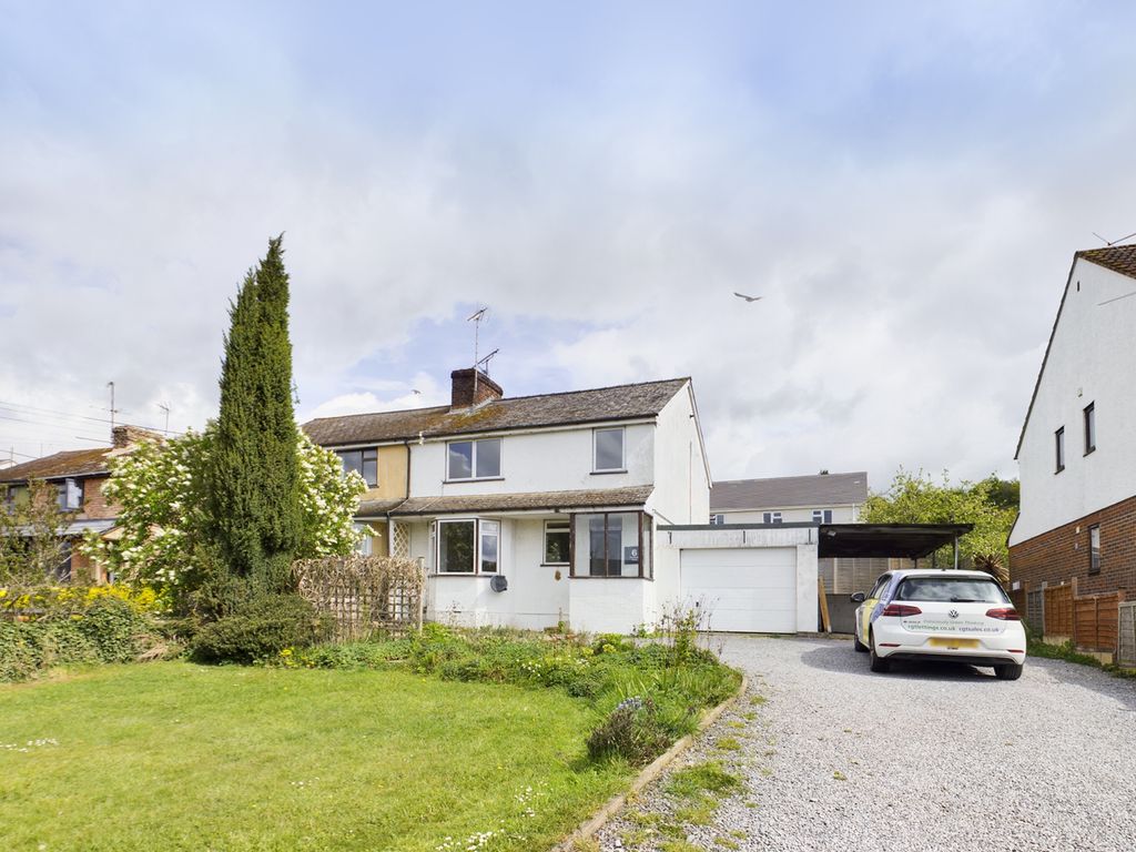 Property photo 1 of 16 Cam00076P1-Pr0104-Still01