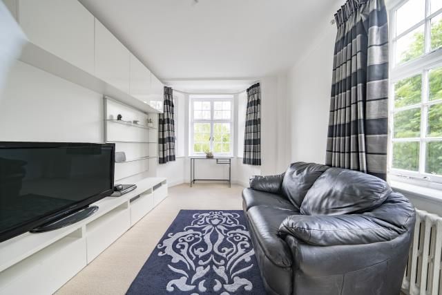 Property photo 3 of 11 Reception Room