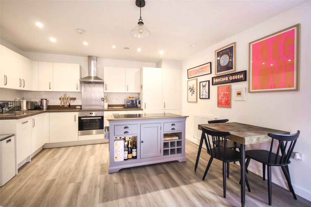 Property photo 3 of 13 Picture No. 05