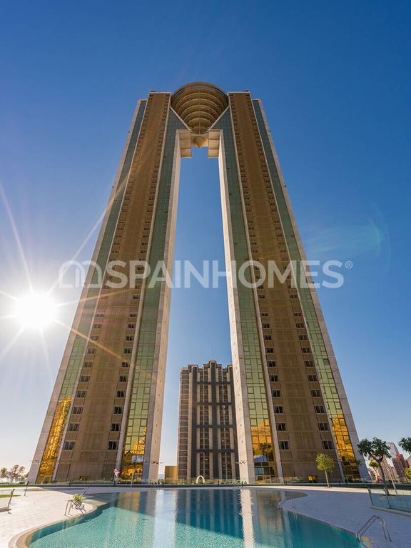 Property photo 2 of 56