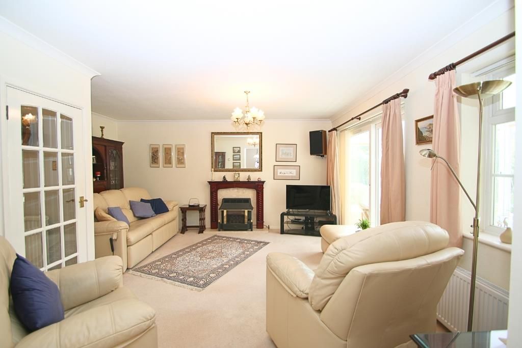 Property photo 3 of 19