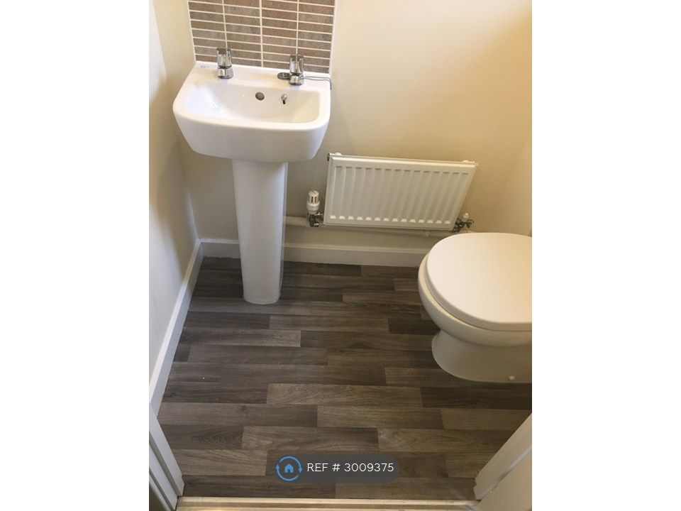 Property photo 3 of 14 Downstairs Toilet