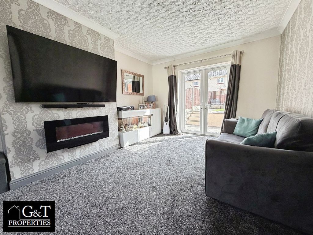 Property photo 3 of 15 Reception Room