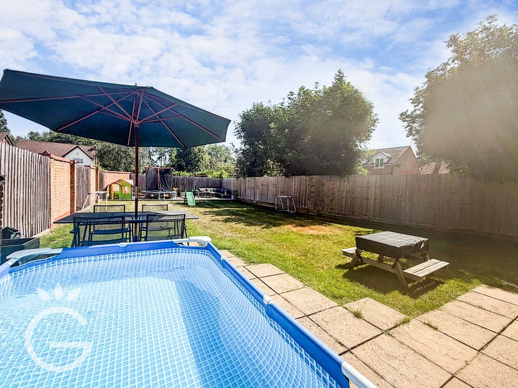 Property photo 2 of 24