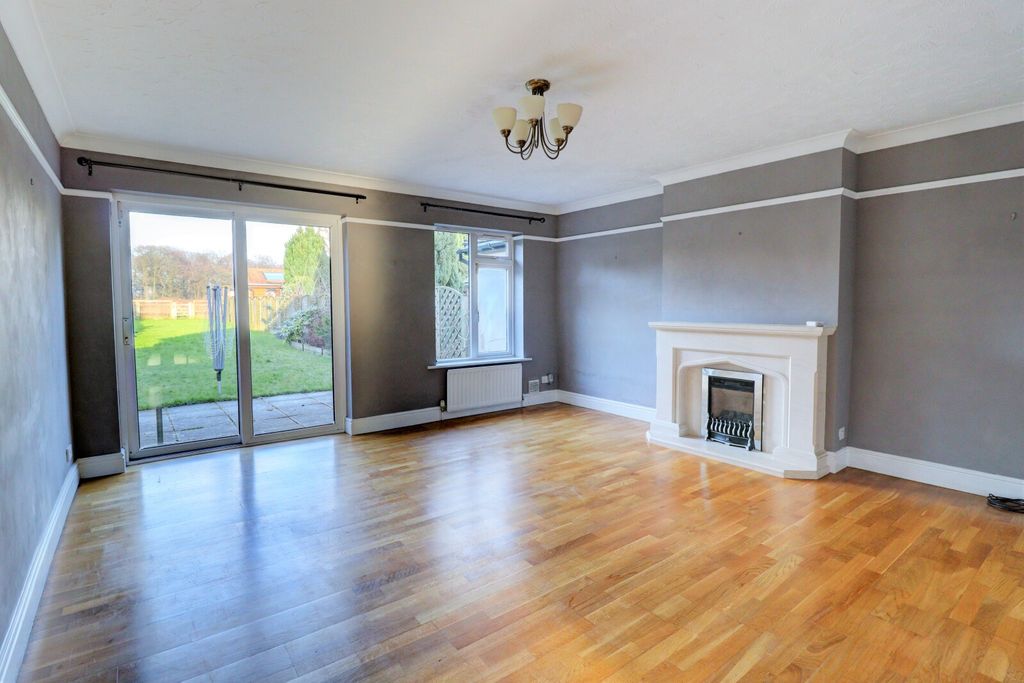Property photo 2 of 16 Picture No. 03