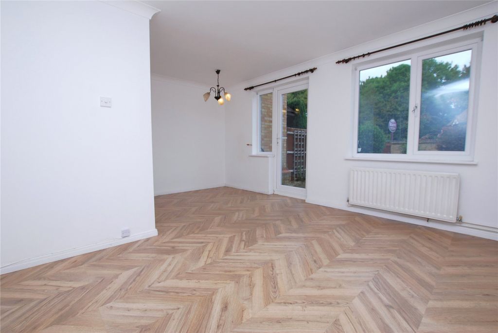 Property photo 3 of 11 Picture No. 17