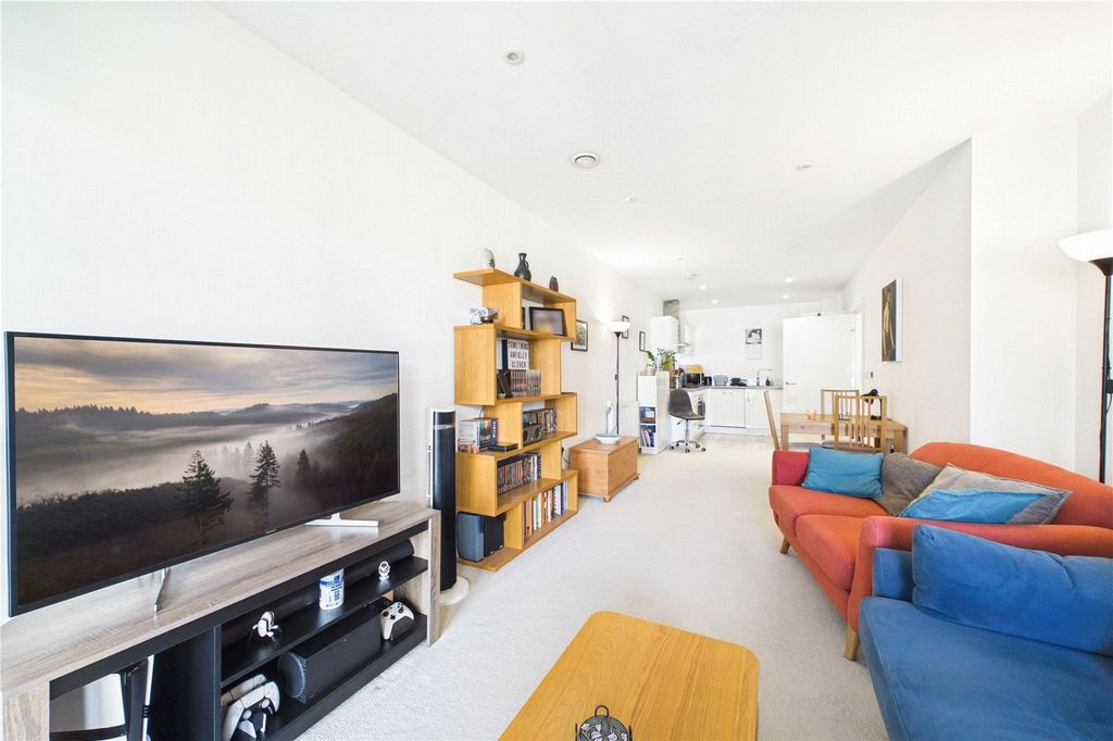 Property photo 3 of 16 Picture No. 03