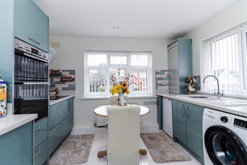 Property photo 2 of 26 Img_1425.Jpg