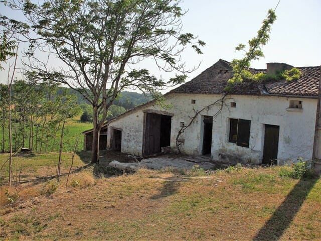 Property photo 3 of 4